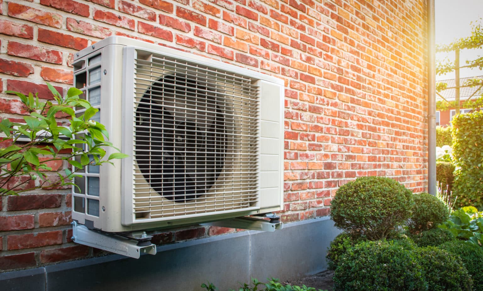 Do Heat Pumps Cool As Well As Air Conditioners? Comparison